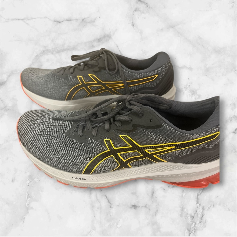 Asics Men's Athletic Shoes in Gray and Yellow